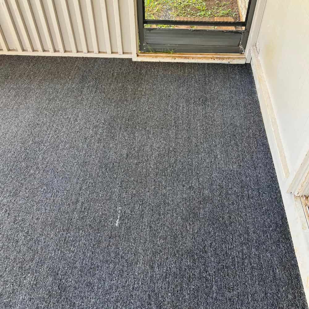 picture of a clean office carpet after commercial carpet cleaning service kaneohe hi